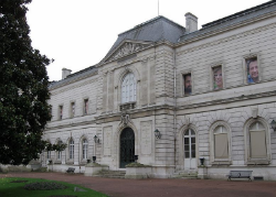 Montargis - Hôtel de Ville